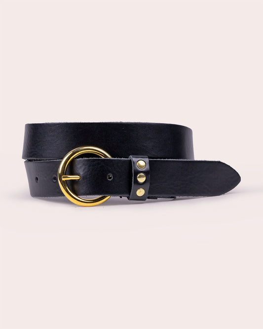 JUNO | Smooth Leather Belt with Round Buckle & Rivet Detail